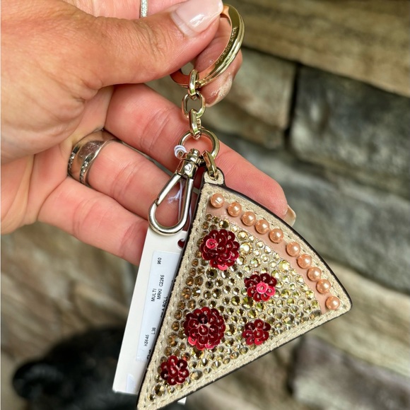 LIMITED ED🔥Authentic KATE SPADE Leather/ Sequins/pearls Pizza keychain - Picture 4 of 8